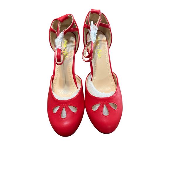 Chase + Chloe Shoes - Chase & Chloe Kimmy-75 Women’s Red Strappy Ankle Buckle Heels Size 8M NWB